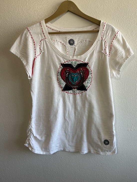 Double D Ranch Tops - Double D Ranch Size XL White Multicolor Embroidered Beaded Tee Shirt Western